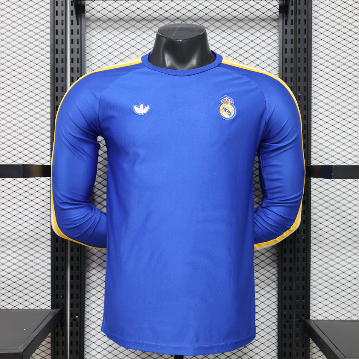 2026 Real Madrid (Blue) Casual Retro Player Version Jersey (Long Sleeve)