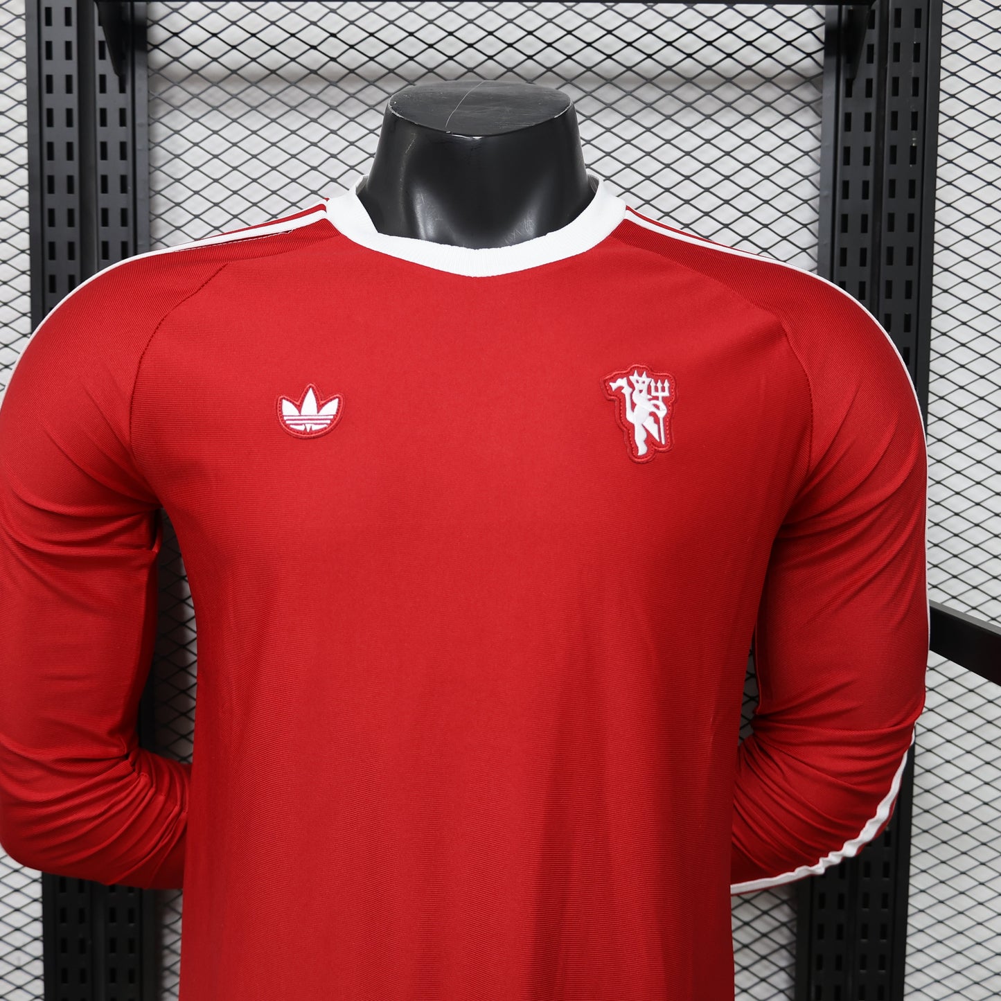 2026 Manchester United Casual Retro Player Version Jersey (Long Sleeve)