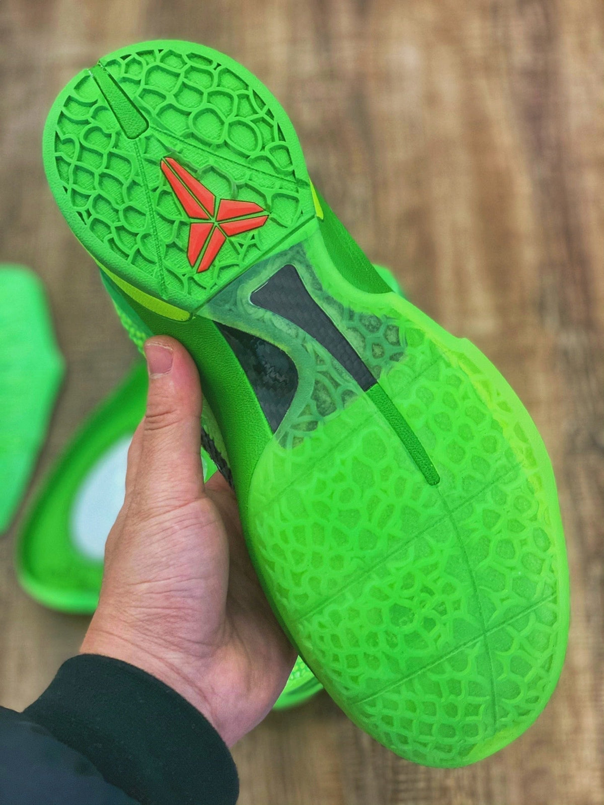 Kobe 6 Grinch