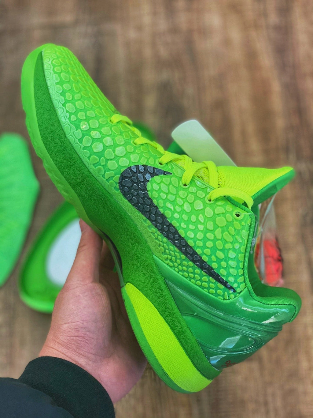 Kobe 6 Grinch